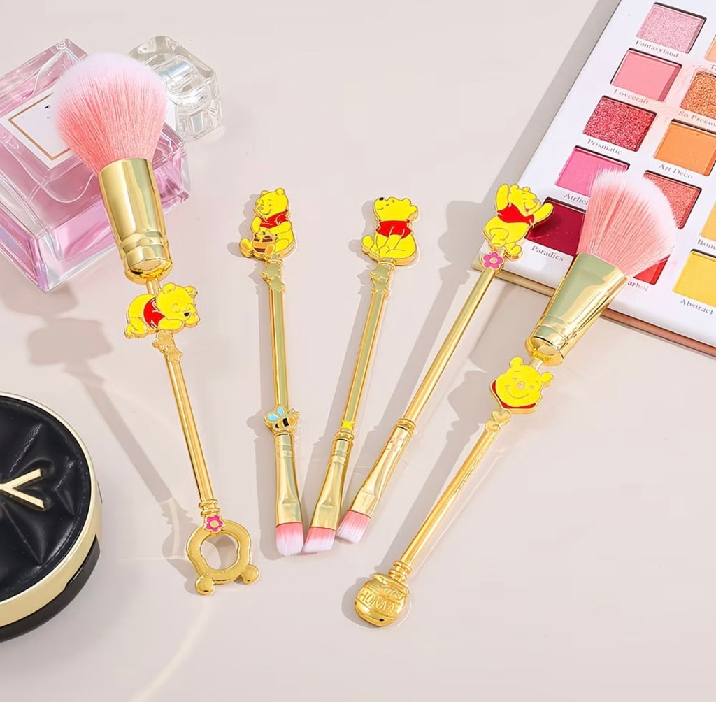Winnie The Pooh Makeup Brush set💛