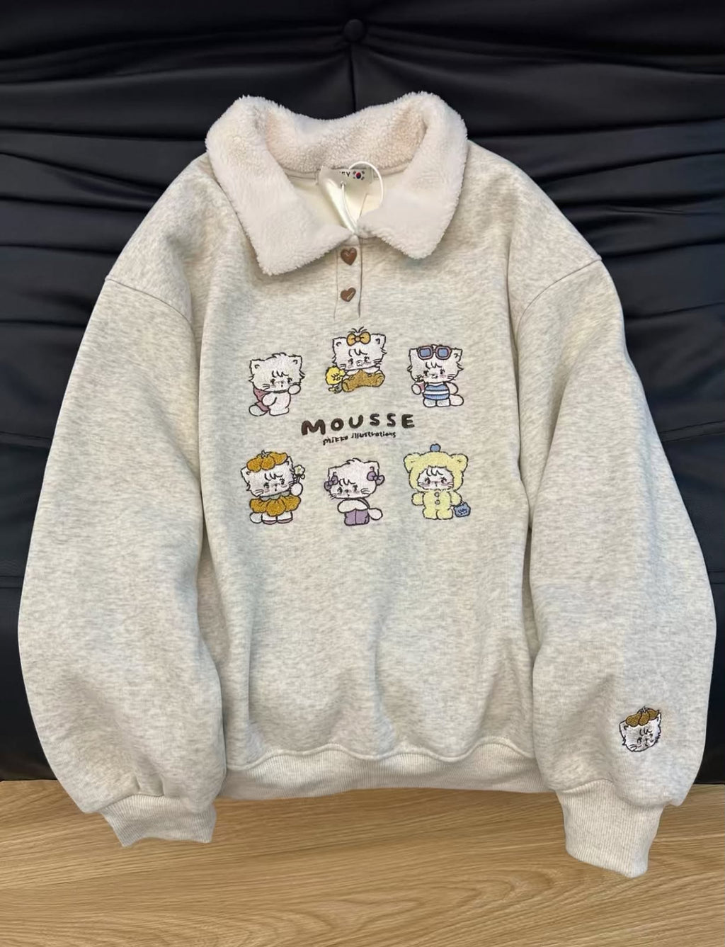 Mousse Kittens Collar Sweatshirt 🐱🤍
