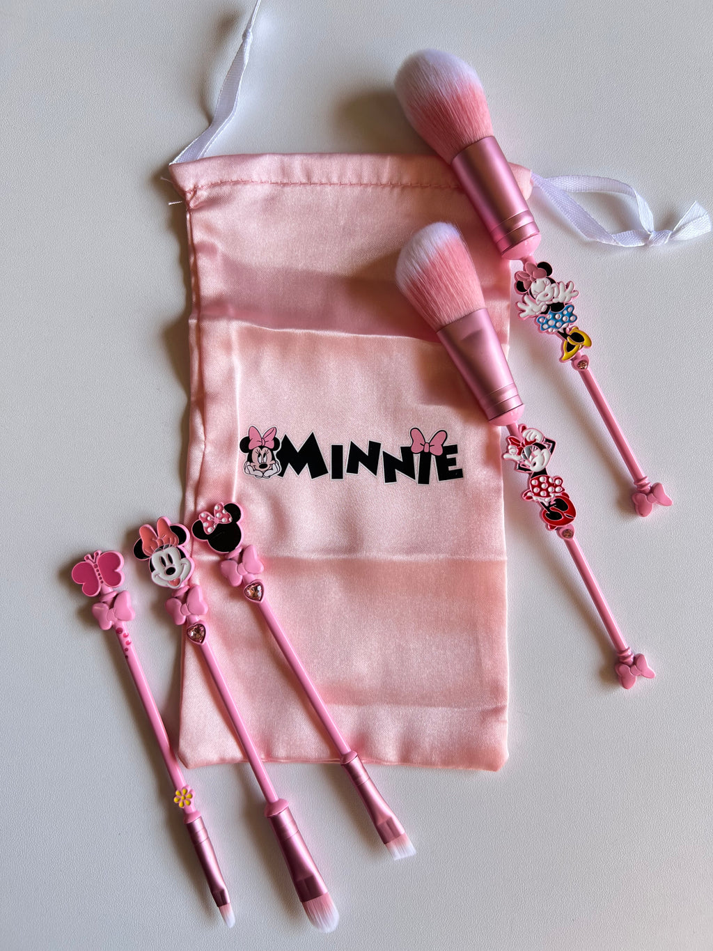 Minnie Mouse Makeup Brush Set🎀
