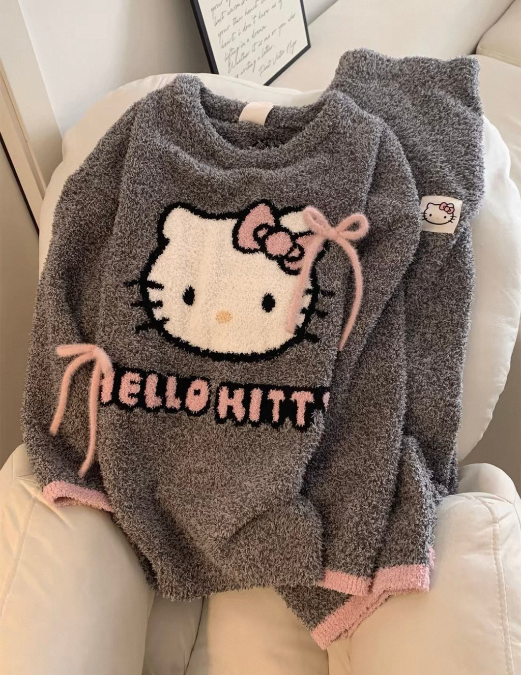 Sanrio Hello Kitty Fluffy Plush Pajama🎀🩶